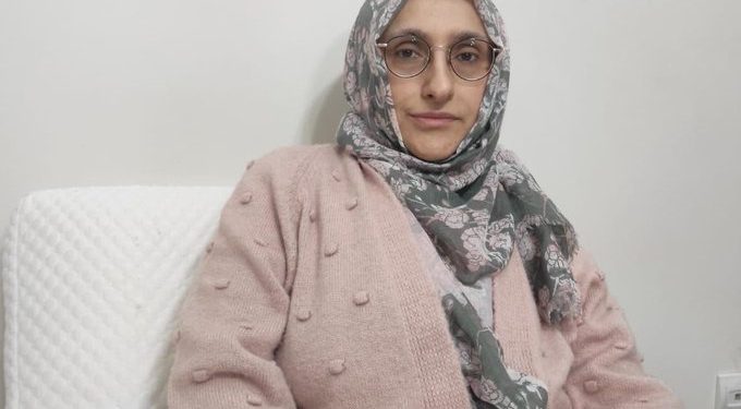 Öğretmen eşi hala rehin: Eşi tutuklanınca üzüntüden kansere yakalanan Leyla Kurt toprağa verildi