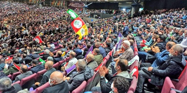 Binlerce kişinin katıldığı HDP Kongresi’nden iktidara cevap: Zalimlerin saltanatını yıkacağız