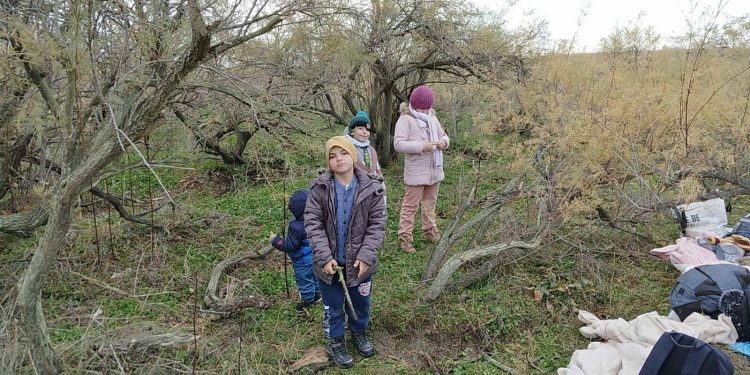 Mahsur kalanlardan sevindiren haber: Yunan polisi, Meriç’te donma tehlikesi yaşayan 5’i çocuk, 17 kişinin çığlığını  duydu