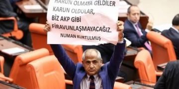 AKP’li Kurtulmuş: Türk Lirasını dövize yatırmak bir ahlaksızlıktır