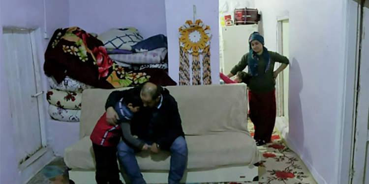 Diyarbakır’da elektiği kesilmişti: Türkiye, bebeklerin donarak ölen ülke haline geldi