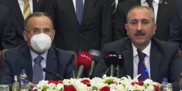 Gül’ün gitmesi, Bozdağ’ın gelmesi neyi anlatıyor?