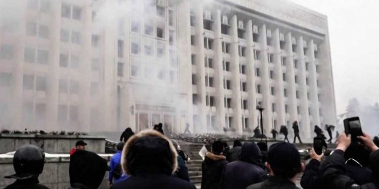 Kazakistan Başsavcılığı: Olaylarda 225 kişi hayatını kaybetti, 4 bin 300 kişi yaralandı