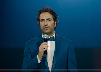 Kırmızıgül’den yeni albüm: Kula kulluk edenler var zalimlere baş eğen var, Yakın ışıkları, gerçekleri görmeyen var