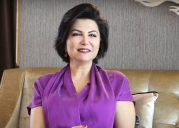 Rejimin yargıçları karar verdi: Sedef Kabaş Cumhurbaşkanına hakaret ettiği iddiasıyla tutuklandı