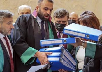 Yandaş barolar dökülmeye başladı: Avukatlar Ankara’daki yeni baroyu terk ediyor