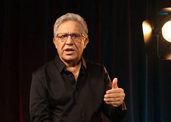 Zülfü Livaneli: Türkiye’de vatan hainliği hiç bitmez