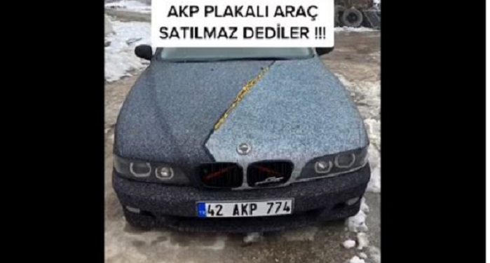 Sosyal medyada büyük tepki: AKP plaka başına bela oldu, aracını satamıyor