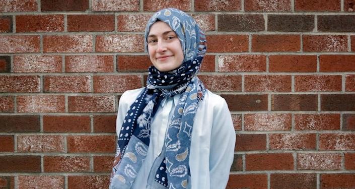 ABD’de ‘yılın öğrencisi’ seçilen cadı avı mağduru Dilara Özdemir: En büyük hayalim birçok dille kalplere dokunabilmek