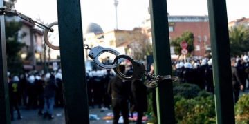 ‘Kayyım’in ‘Kelepçeli Üniversite’si çakıldı: Türkiye’nin, dünyanın ilk 500 arasında  üniversitesi artık yok