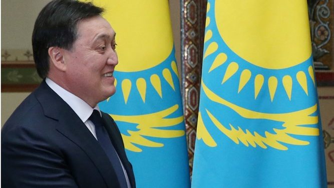 Kazakistan’da protestolar sonuç verdi: Zamlar  Başbakan Askar Mamin’in hükümetini istifa ettirdi