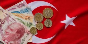 Para pul oldu : Türk Lirası, değer kaybında açık ara dünya birincisi