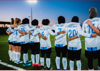 Eski futbolcu Foster’den destek: Taliban’dan kaçen Afganistanlı futbolcular, Avustralya yeşil sahalarında