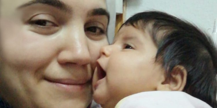 AKP rejiminin zulmü sürüyor: 2 aylık Beril annesiyle hapse gönderildi