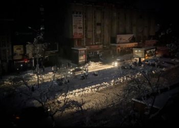 Isparta’da elektrik yok, kent karanlığa ve soğuğa teslim