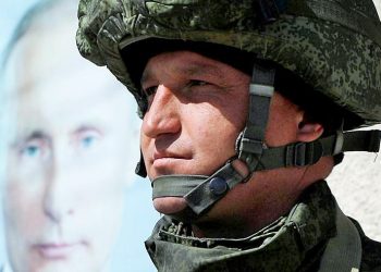 Putin saldırı emri verdi, Rus ordusu ABD ve Avrupa’ya rağmen  Ukrayna’ya girdi