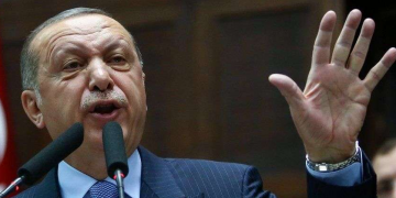 AKP İstanbul’a ihaneti sürdürüyor: Süleymaniye’nin önünü kapatan inşaat Erdoğan’ın Vakf’a ait