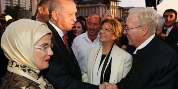 Gültekin Uysal’dan ‘Çiller’ yorumu: Biz hayrını görmedik, Tayyip bey tepe tepe kullanabilir