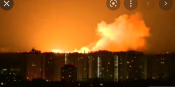 Rusya, Özgürlük Meydanı’nı bombaladı