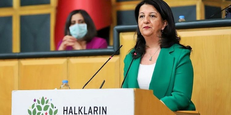 Pervin Buldan, Erdoğan’a: Millet kuru ekmek bulamıyor o kestane balı, medine hurması yiyin diye söylemekten utanmıyor
