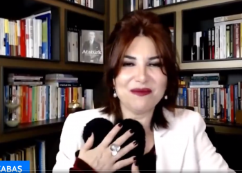 Gazeteci Kabaş, cezaevindeki ‘kız kardeşlerini’ gözyaşlarıyla anlattı: O zor hayatlar bile, onların kalplerini karartmamış