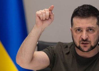 Zelenskiy: Müzakerelerdeki sinyaller olumlu ancak bunlar silahları susturmuyor