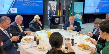 Federal Göçmenlik Bakanı Hawke’den Ramazan mesajı: Farklılıklarımızı takdir etmek, ulusal kimliğimizin ayrılmaz parçasıdır.