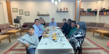 AFD, Avustralya Mülteci Konseyi Başkanı Power ve ekibini iftarda ağırladı