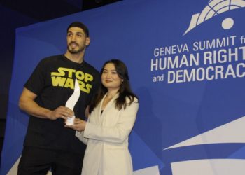 Zulüm için NBA kariyerini bir kenara koydu: Çin zulmüne susmayan Enes Kanter’e Freedom ‘Cesaret Ödülü’