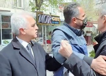 Askeri öğrencinin babası Gergerlioğlu’na derdini anlatırken sivil polislerce tartaklandı