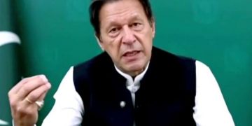 Pakistan’da İmran Han güven oylamasını kaybetti: Muhalefet yeni başbakan seçecek