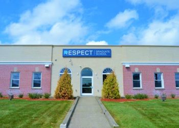 İslami İlimler Üniversitesi yolundaki Respect Graduate School’den  çok anlamlı program