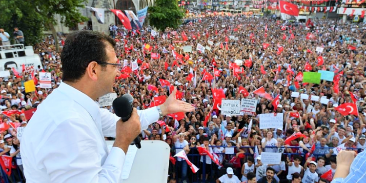 Adaylık tartışması bitiyor mu: Ekrem İmamoğlu mitinglere başladı