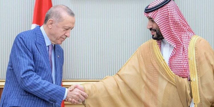 Suudi Devlet Televizyonu: Erdoğan davet edilmedi, kendisi defalarca gelmek istedi, sonunda isteği gerçekleşti