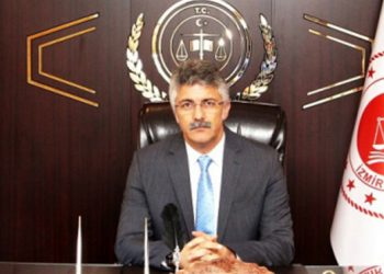 Gazeteci Güven,15 Temmuz’un sahtekar kahramanı Başsavcı Kamil Erkut Güre’nin maskesini düşürdü