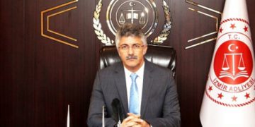 Gazeteci Güven,15 Temmuz’un sahtekar kahramanı Başsavcı Kamil Erkut Güre’nin maskesini düşürdü