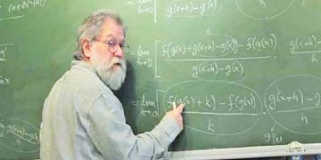 Ali Nesin ve Nesin Vakfı’na tuhaf kuşatma