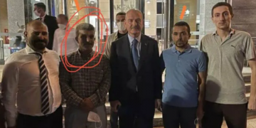 Provokasyon organize edildi: HDP önüne götürülenlerin de Süleyman Soylu ile fotoğrafı çıktı