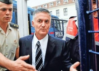 Ergenekon ve Balyoz’dan 37,5 yıl ceza almıştı: İşkenceci eski askeri hakim A. Zeki Üçok, İYİ Parti’ye katıldı