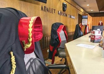 İYİ Parti ve CHP’li üyeler hukuksuzluğa ortak oldu: HSK, 15 hakim ve savcıyı meslekten çıkardı