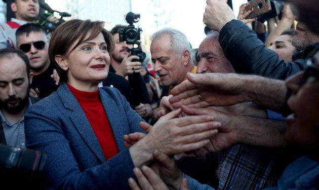 Anket: Halk mahkeme kararı ile gelen siyaset yasaklarına karşı