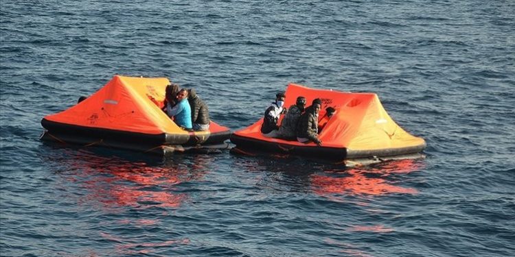 “Pushbacks” Fransız Medyasında: Geri itmelerin en büyük mağduru Erdoğan muhalifleri