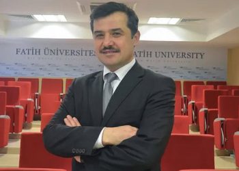 Bir kişiyi kurtarmaya çalıştı: KHK ile kapatılan Fatih Üniversitesi Öğretim Üyesi Hakan Acar, boğularak vefat etti