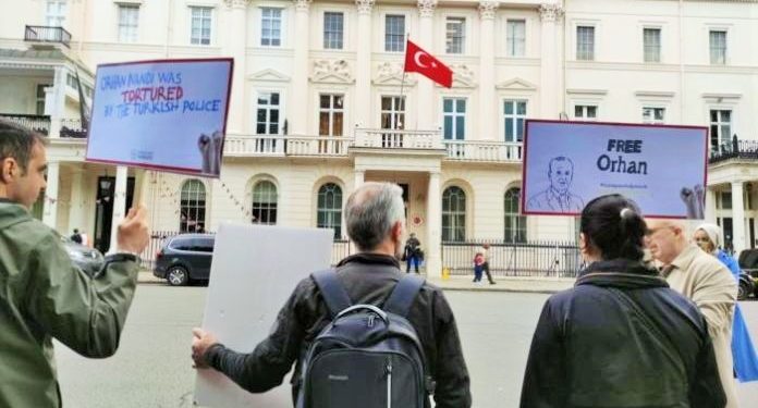 HRS’den “Orhan İnandı’ya özgürlük” ve “Erdoğan’ı durdurun” çağrısı