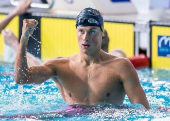 Babası Ruslarla savaşan Ukraynalı yüzücü dünya üçüncüsü oldu