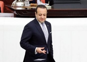 17-25 Aralık’ın aktörlerinden Egemen Bağış, Naksan Holding’in yağmalanmasına aracılık ediyor