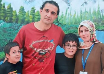 Tutuklu doktor Ethem Güllüce, ALD hastası oğlunu 28 ay sonra görebildi