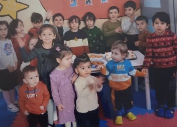 İzmir Cezaevi çocuk koğuşundan yürek burkan doğum günü fotoğrafı