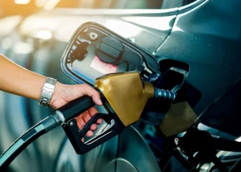 Akaryakıt zamları devam ediyor: Motorine 1,30 TL zam