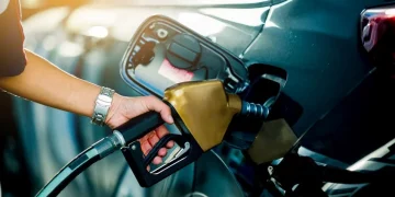 Akaryakıt zamları devam ediyor: Motorine 1,30 TL zam